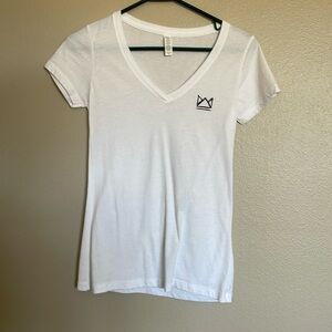 Royal change Sydney Cummings white v neck tee shirt